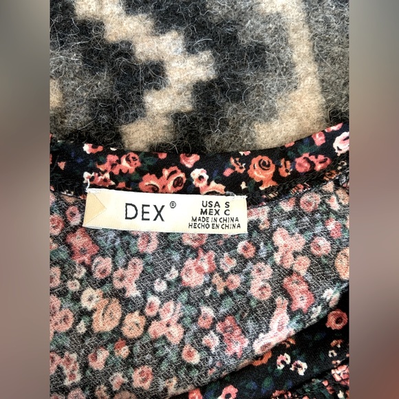 Dex Floral Dress - Picture 3 of 3